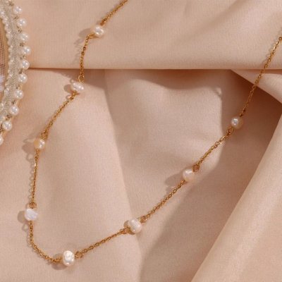 LANEY Pearl Necklace | Gold