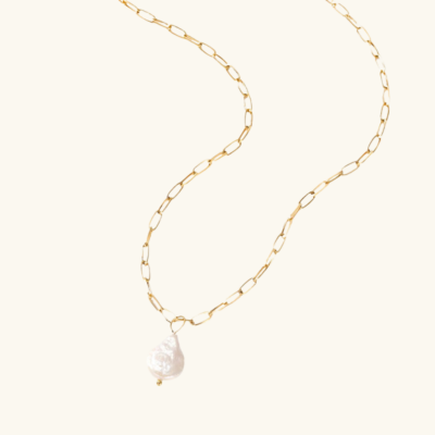 KOS | Gold Paperclip Necklace with Pearl