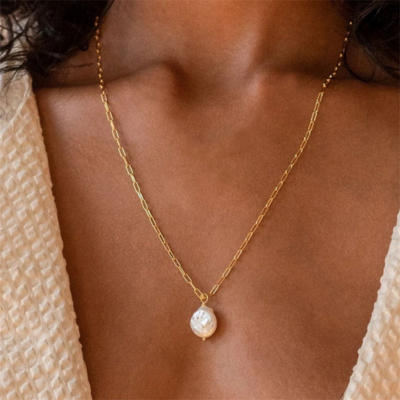 KOS | Gold Paperclip Necklace with Pearl